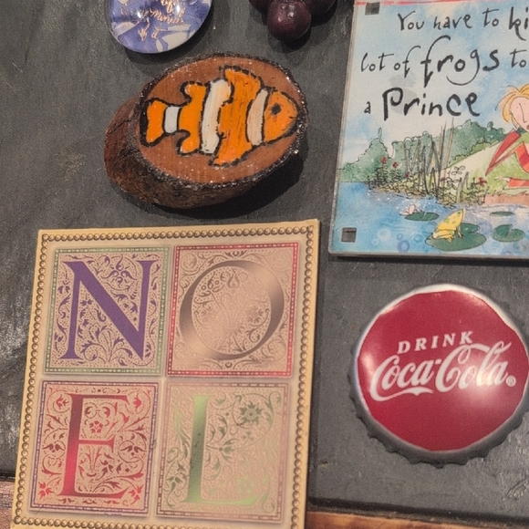 Assorted Decorative Magnets Set - Picture 5 of 10